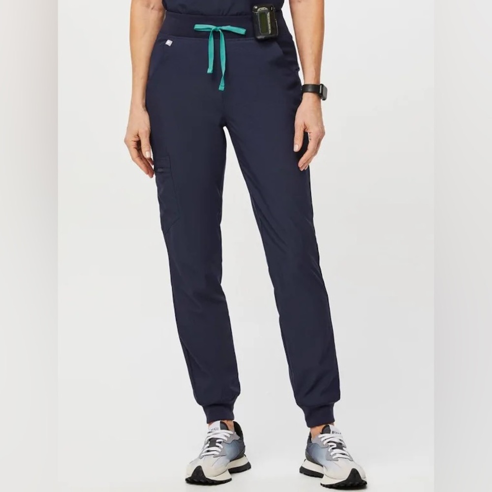 FIGS High Waisted Zamora FREEx Lined Jogger Scrub Pants™
